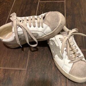 Steve Madden White Sneakers with Silver Glitter Stars Size 6.5